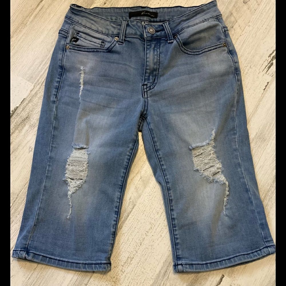 KanCan jean Shorts Size 25 - Picture 2 of 6